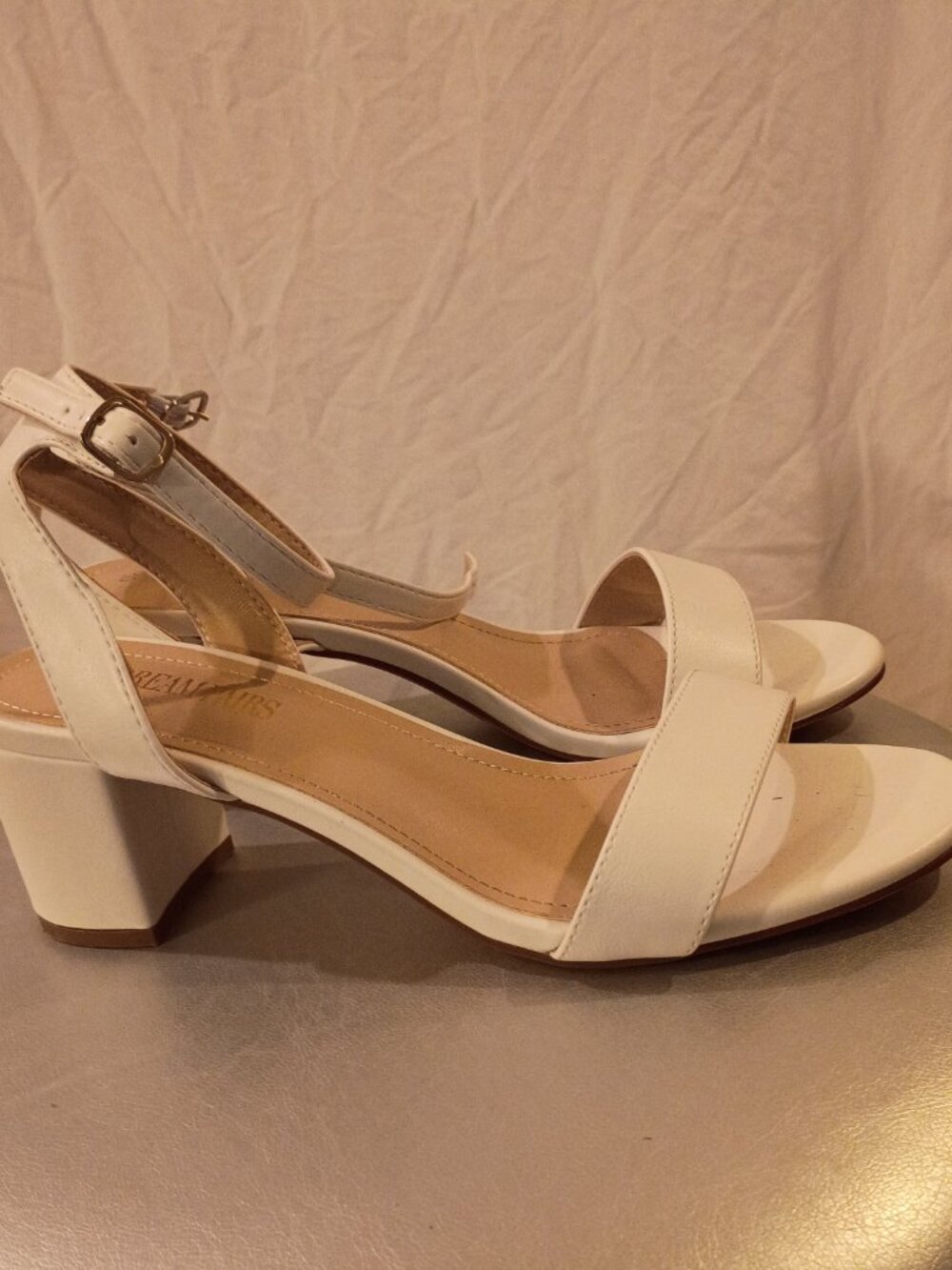 Dream Pairs Women's Size 10 Low Heel Open Toe Ankle Strap Classic With Buckle